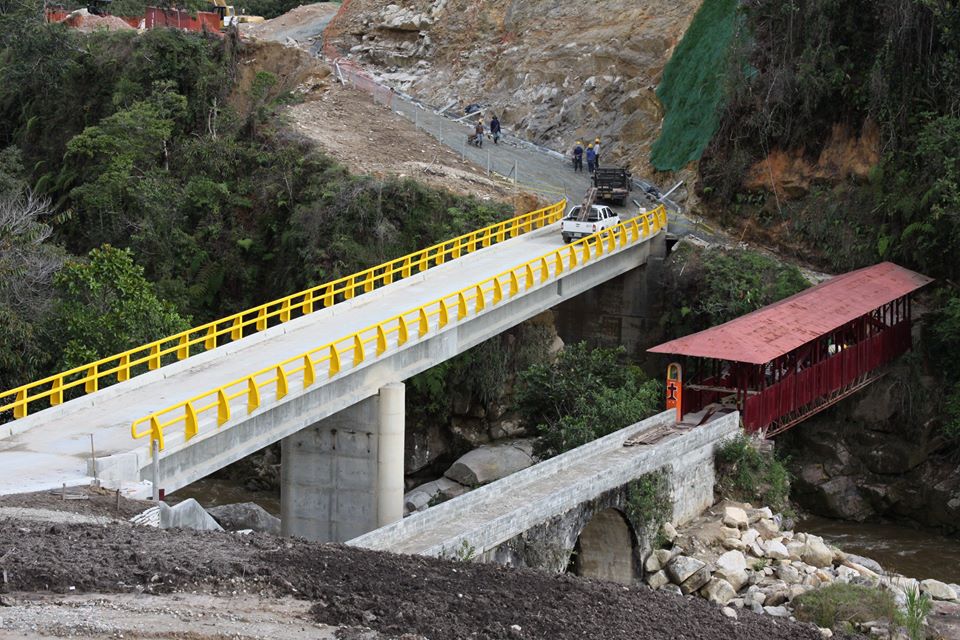 AVANZA RESTAURACI�N DEL PUENTE PURGATORIO